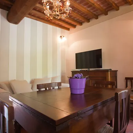 Relais Belvedere Apartahotel Incisa in Val d'Arno